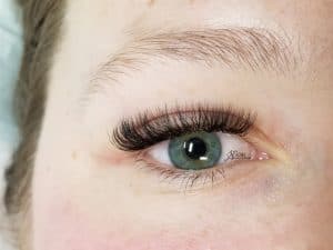 Volume eyelash extensions